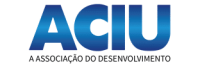 Logo da ACIU em azul com o slogan A Associação do Desenvolvimento em preto embaixo
